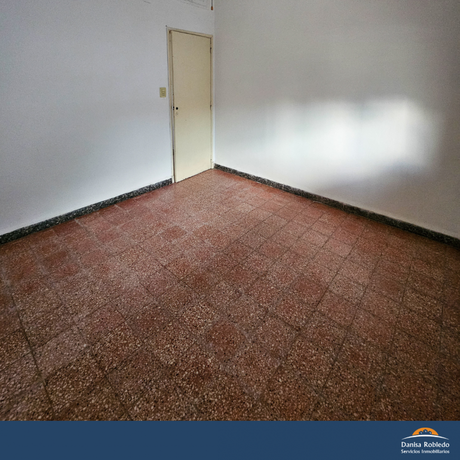 Departamento interno en Av. Lujan 2525